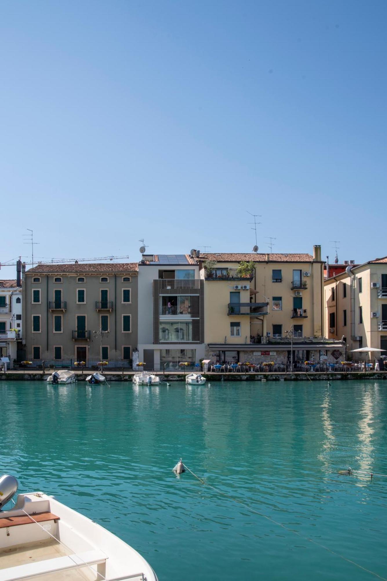 Palazzo Cordigero - Apartments Peschiera del Garda Luaran gambar