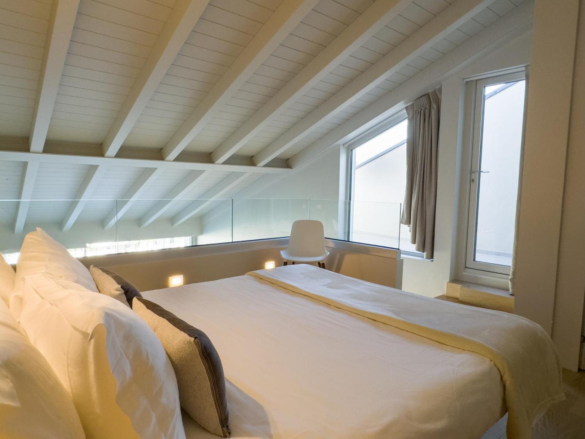 Palazzo Cordigero - Apartments Peschiera del Garda Luaran gambar